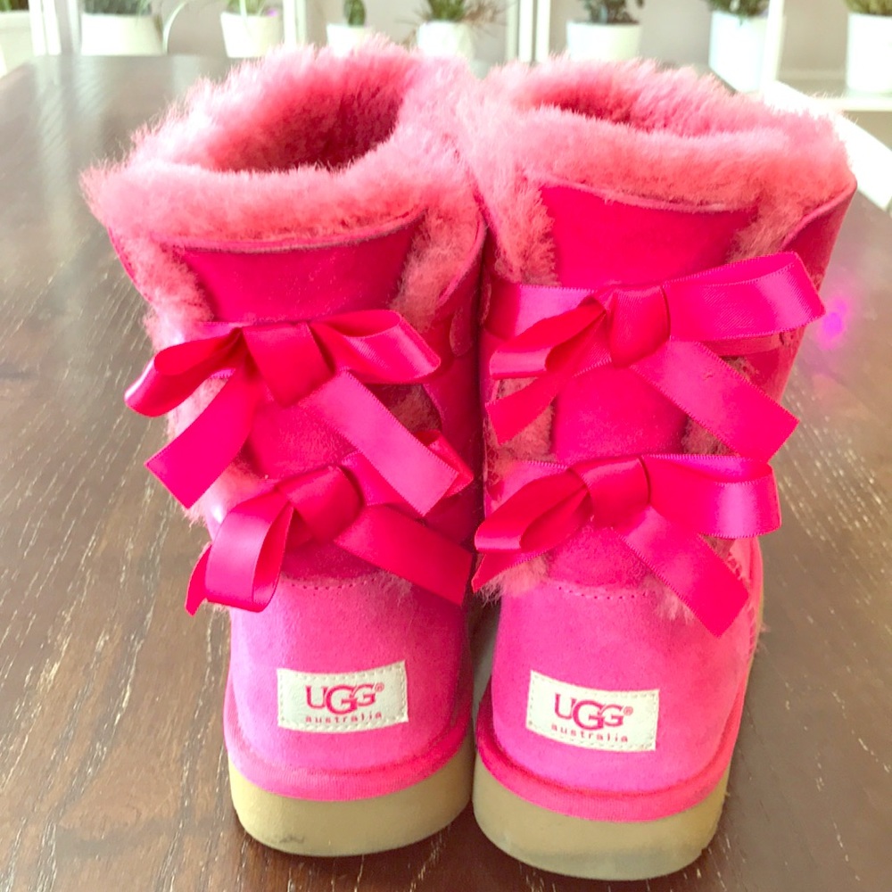 Uggs hot pink boots with bows